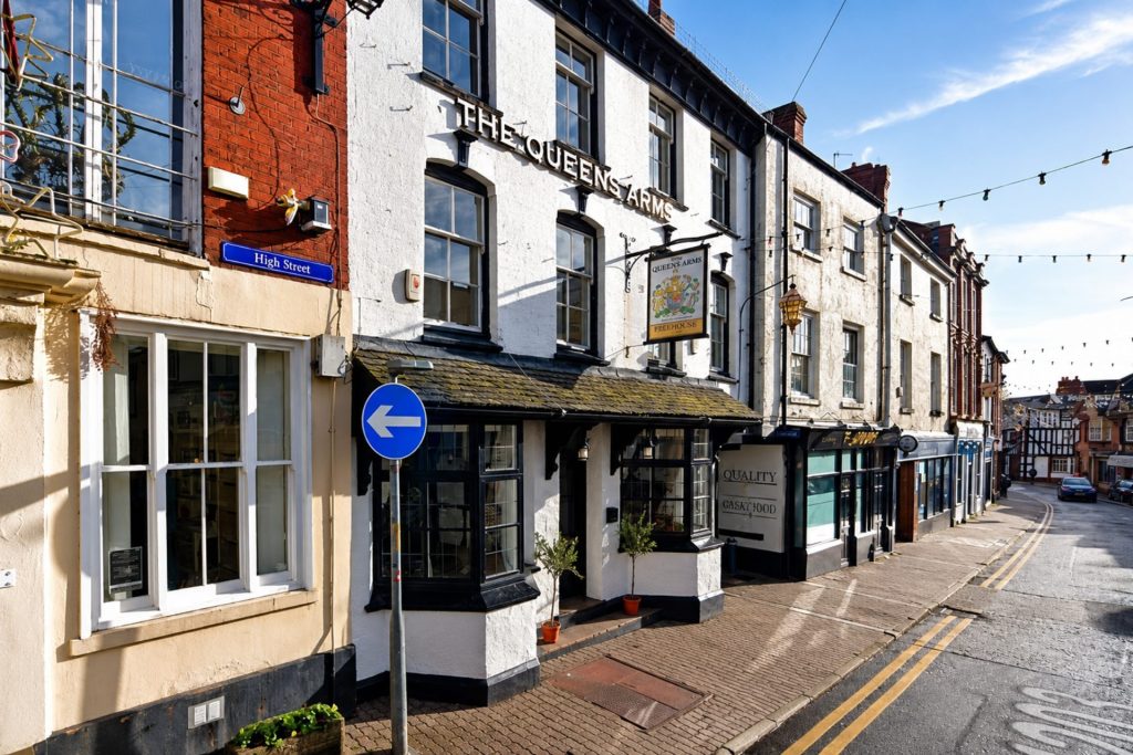 The Queen's Arms